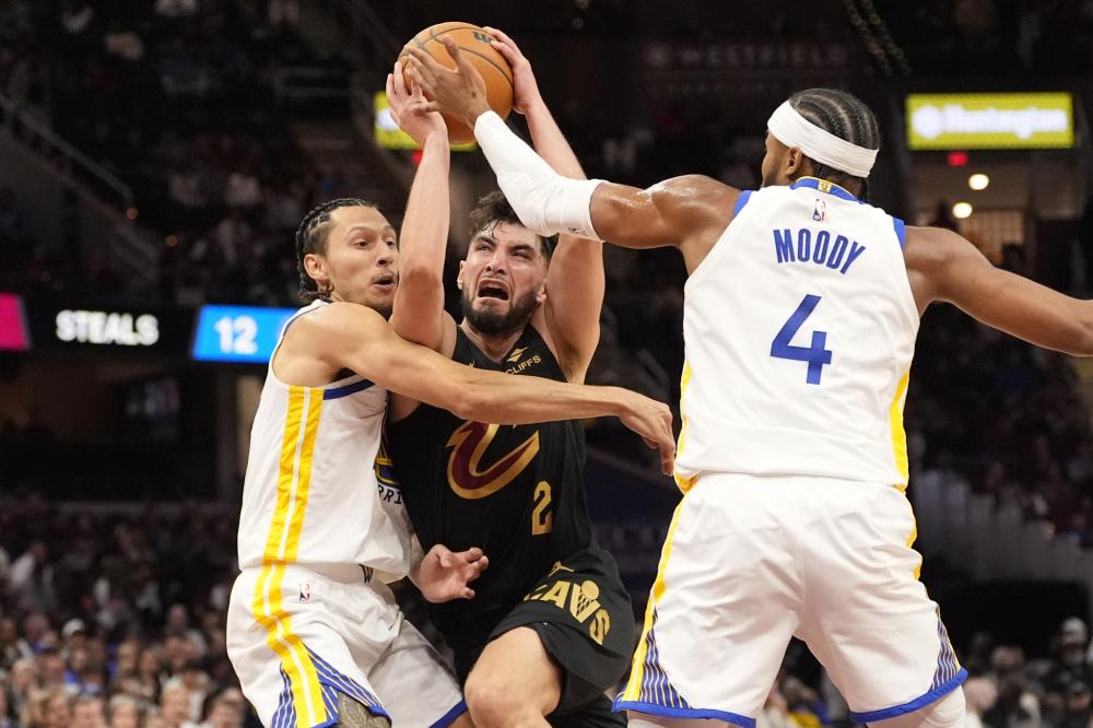 不少球迷纷 不少球迷纷