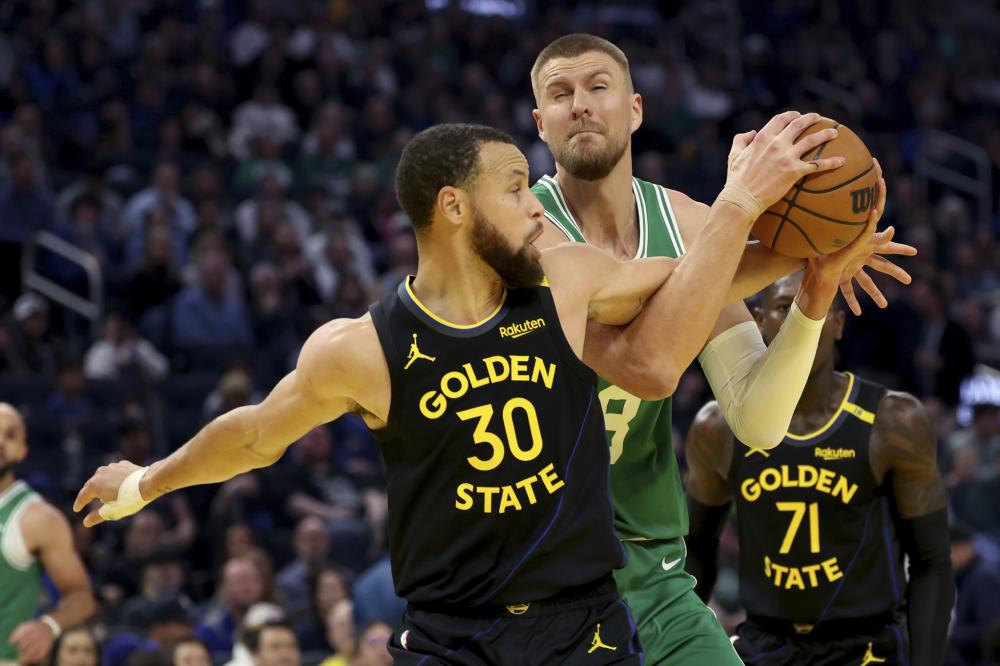 梯队的头球 梯队的头球