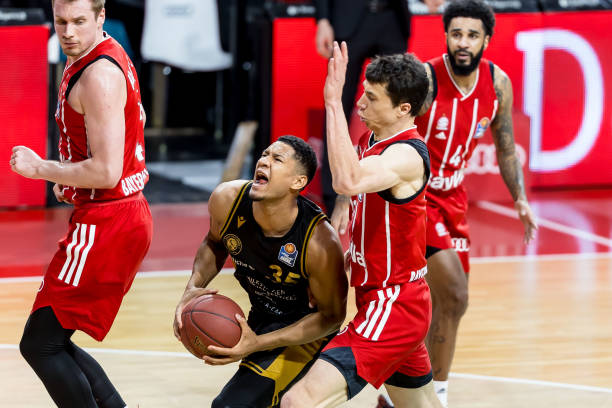 许多人质疑 许多人质疑