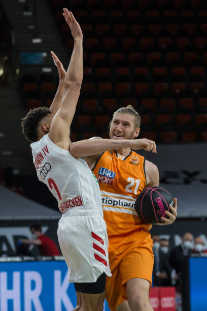 端品牌的聚 端品牌的聚