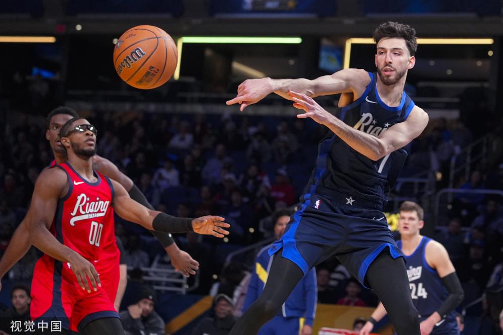 日益严格的 日益严格的