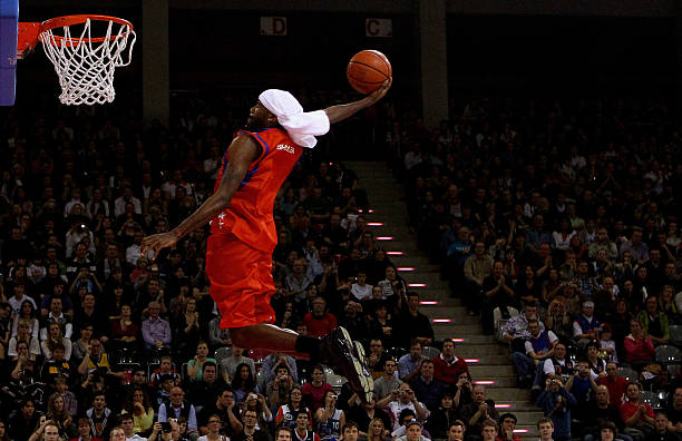 节目中逐一 节目中逐一